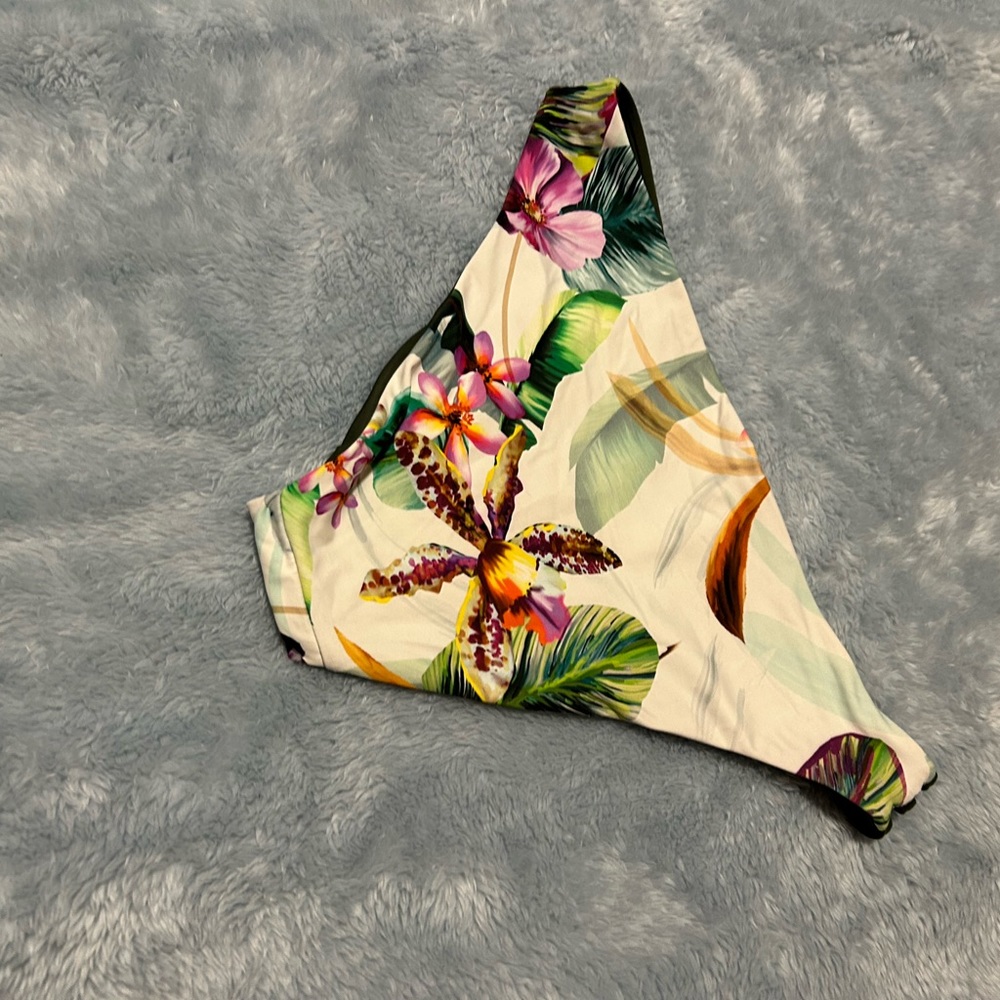 Reversible bikini bottom - Picture 3 of 3